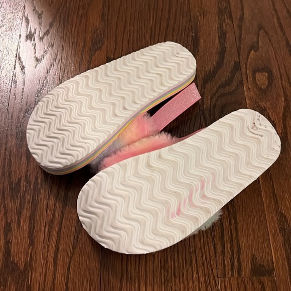 JOSMO GIRLS FLUFF SLIPPER Sandals TIE DYE SLIDE SANDALS KIDS - Picture 3 of 4